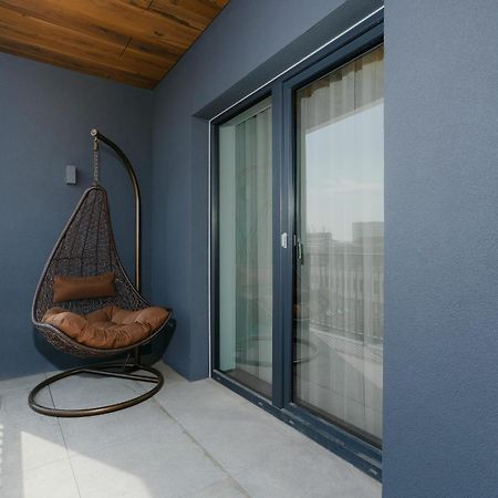 בראשוב The Forest - Luxe Central Apt With Free Secured Parking מראה חיצוני תמונה
