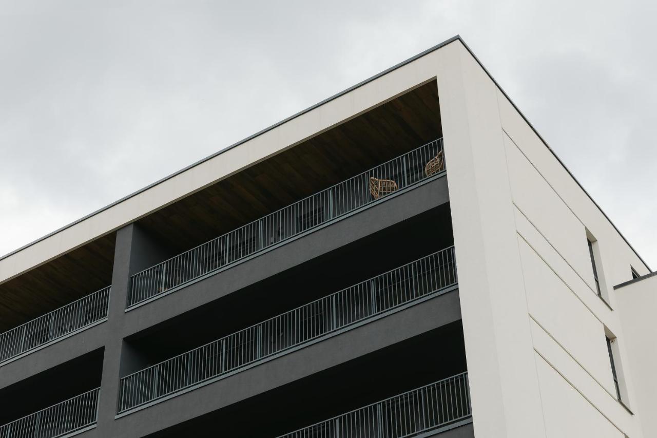 בראשוב The Forest - Luxe Central Apt With Free Secured Parking מראה חיצוני תמונה