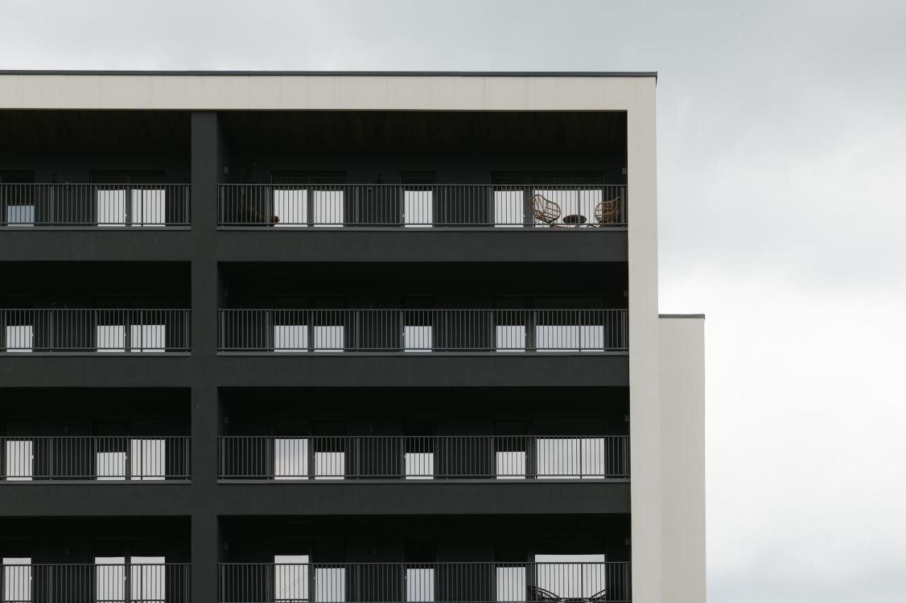 בראשוב The Forest - Luxe Central Apt With Free Secured Parking מראה חיצוני תמונה