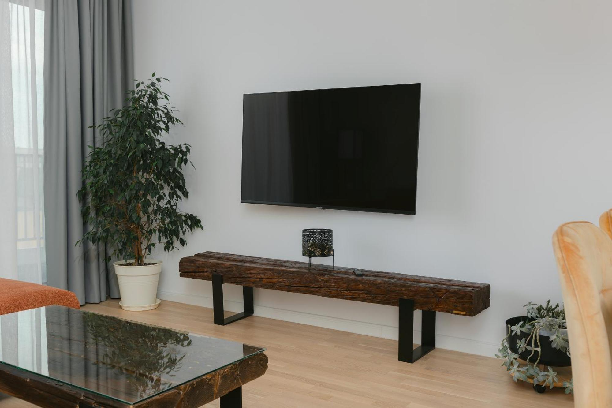 בראשוב The Forest - Luxe Central Apt With Free Secured Parking מראה חיצוני תמונה